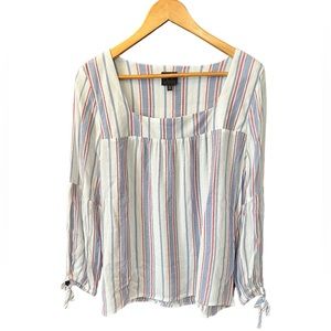 EUC Mod Lusive Boho Balloon Sleeve
Blouse